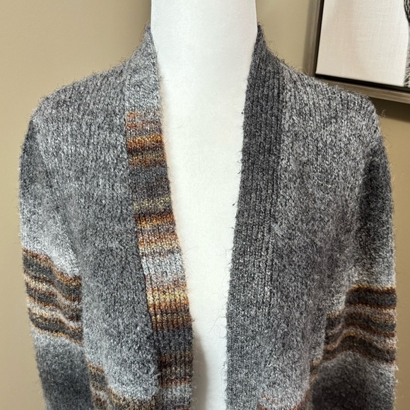 Natural Reflections Open Cardigan Sweater - Picture 3 of 9